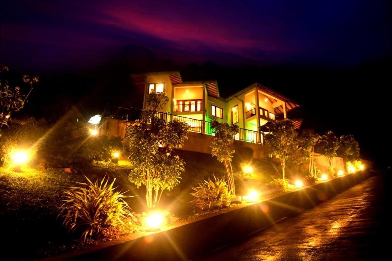 Hotel The Grand Hills Kandy Esterno foto