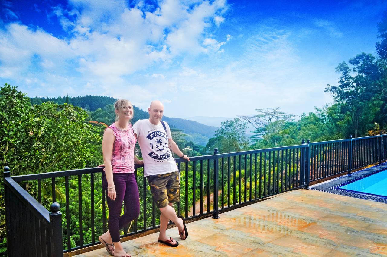 Hotel The Grand Hills Kandy Esterno foto
