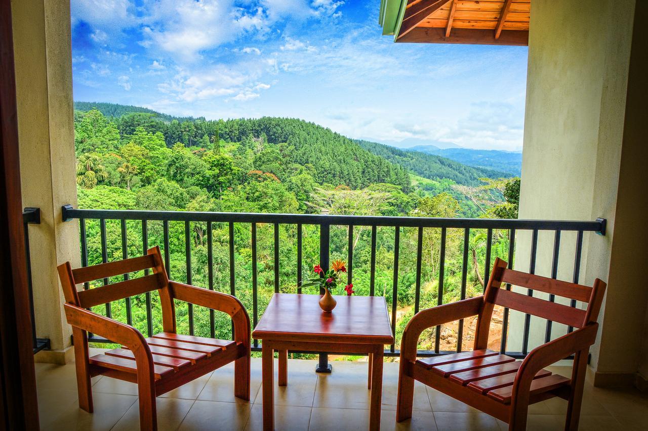 Hotel The Grand Hills Kandy Esterno foto