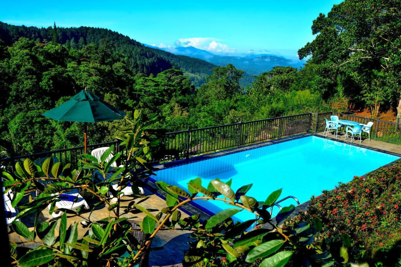 Hotel The Grand Hills Kandy Esterno foto